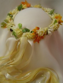 Yellow and cream daisy Tammie wreath.